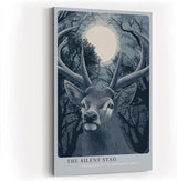 Paul Sinus Wandbild in 40x60cm The Silent Stag – majestätischer Hirsch vor Vollmond im nächtlichen Wald, detailreiche Illustration in kühlen Blautönen