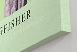 Paul Sinus Kunstdruck 40x60cm Common Kingfisher – Eisvogel auf Ast in brillanter Nahaufnahme mit leuchtenden Farben