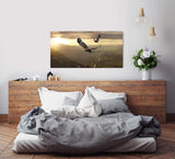 Adler in einer Gebirgslandschaft ca. 130x70cm Wandbild inklusive Schattenfugenrahmen weiss - Panorama Leinwand Bild XXL Format Wandbilder Wohnzimmer Wohnung Deko Kunstdrucke
