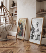 Paul Sinus Leinwandbild 60x90cm Leinwandbild Eleganz und Loyalität – Stilvolle Schwarz-Weiß-Fotografie mit Frau und treuem Hund, Retro-Charme