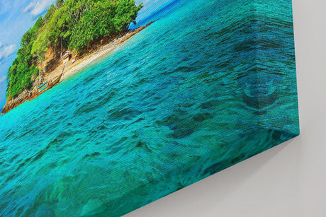 Sinus Art Wandbild 120x80cm Kleine tropische Insel mit Palmen und weißem Strand im türkisfarbenen Wasser