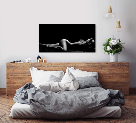 Nackte Frau im Bett ca. 130x70cm Wandbild inklusive Schattenfugenrahmen schwarz - Panorama Leinwand Bild XXL Format Wandbilder Wohnzimmer Wohnung Deko Kunstdrucke