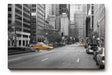 Sinus Art Wandbild 120x80cm Schwarz-Weiß-Straßenszene mit leuchtenden gelben Taxis – dynamisch, stilvoll und ikonisch