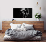 Frau in Unterwäsche ca. 130x70cm Wandbild inklusive Schattenfugenrahmen schwarz - Panorama Leinwand Bild XXL Format Wandbilder Wohnzimmer Wohnung Deko Kunstdrucke