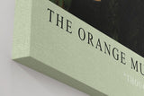 Paul Sinus Wandbild in 40x60cm The Orange Muse – Elegantes Porträt im Jugendstil mit warmen Orangetönen und kunstvollen floralen Details