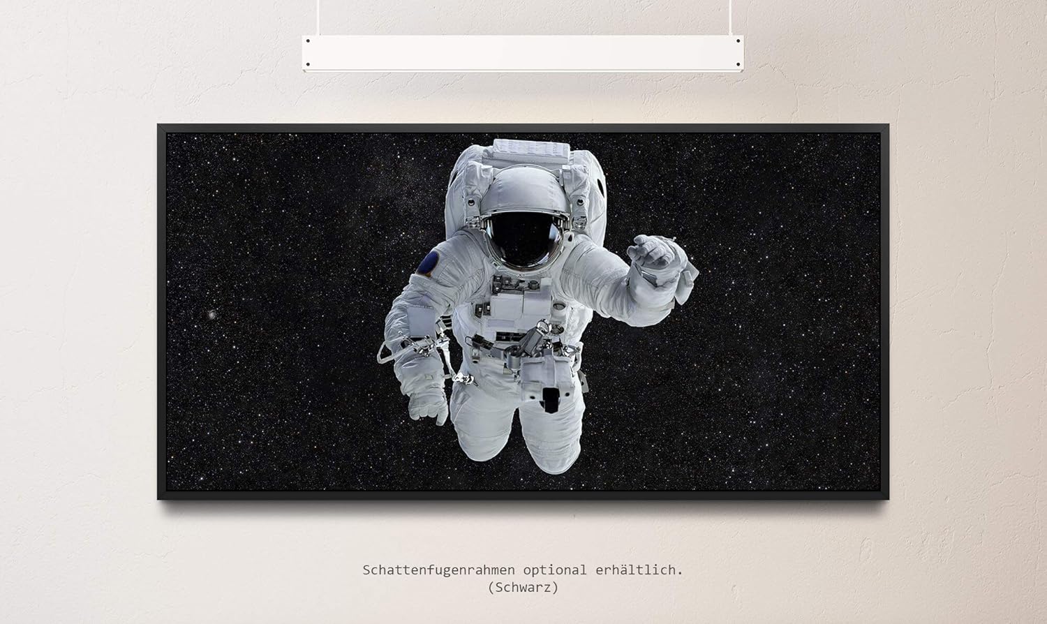 Astronaut im Weltall ca. 130x70cm Wandbild inklusive Schattenfugenrahmen schwarz - Panorama Leinwand Bild XXL Format Wandbilder Wohnzimmer Wohnung Deko Kunstdrucke