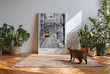 Paul Sinus Kunstdruck 40x60cm Lissabon mit gelber Straßenbahn – historisches Stadtbild mit farbigem Akzent in Schwarzweiß