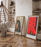 Paul Sinus Leinwandbild 60x90cm The Red Wall Leinwandbild minimalistische Architektur mit intensiver Farbfläche geheimnisvolle Silhouette