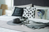 Coco_Chanel_Is3FUbxKTvLFYM_1280x1280.jpg