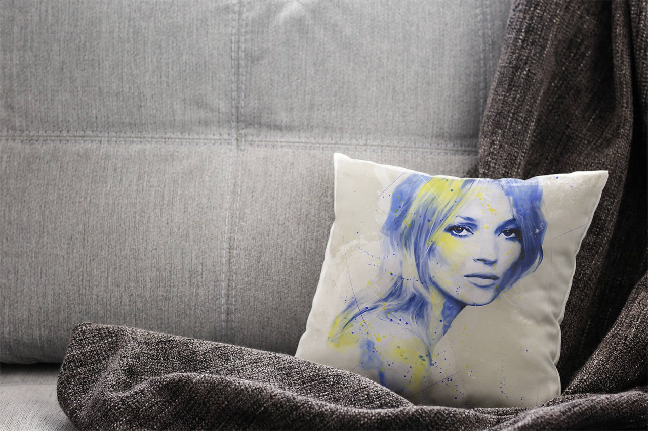 Kate_Moss_IIBUp91SfKF0aGK_1280x1280.jpg