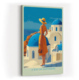 Paul Sinus Wandbild in 40x60cm A Day in Santorini – Frau in orangefarbenem Kleid mit Strohhut vor blau-weißen Kuppeln, sonnige Mittelmeerstimmung