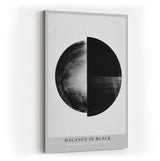 Paul Sinus Wandbild in 40x60cm Balance in Black – Halbierte Kreisform in Schwarz-Weiß als Symbol für Harmonie und Kontrast