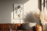Paul Sinus Wandbild in 40x60cm Berlin Modefotografie vor Brandenburger Tor moderner Chic in urbaner Kunst auf Leinwand