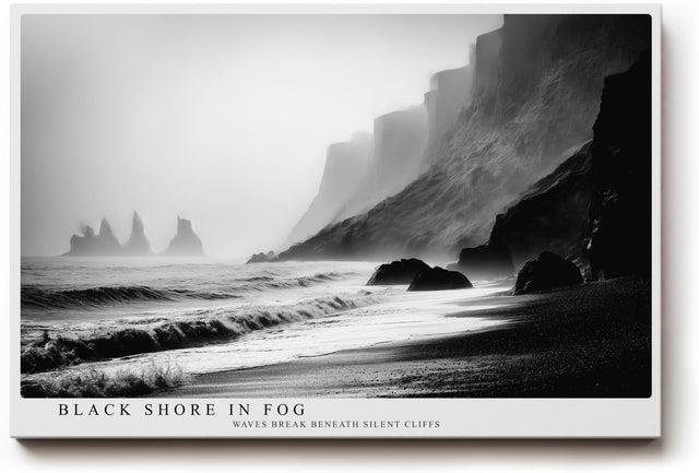 Paul Sinus Wandbild 120x80cm Black Shore in Fog dramatische schwarz weiß Küstenlandschaft Meer und Klippen Natur Fotokunst Poster für Wohnzimmer Büro
