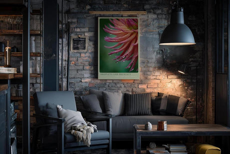 Paul Sinus Wandbild in 40x60cm Droplets and Delicacy – elegante Nahaufnahme einer pink-orangefarbenen Blüte mit Wassertropfen für stilvolle Wohnakzente