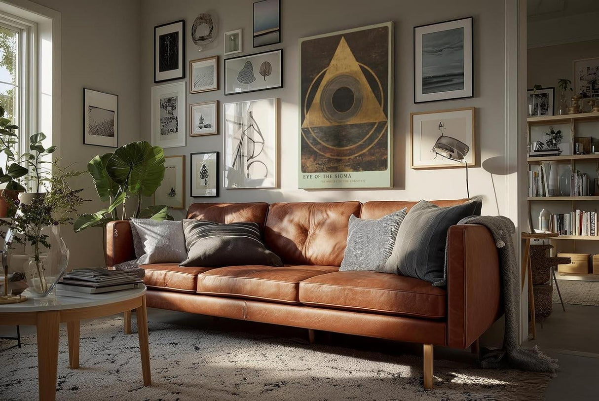 Paul Sinus Wandbild in 40x60cm Eye of the Sigma – Abstrakte geometrische Komposition mit goldenem Dreieck und zentralem Kreis auf dunkler Strukturfläche