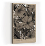 Paul Sinus Wandbild in 40x60cm Faded Bloom – Sepiafarbene Blüten im nostalgischen Stil mit malerischer Struktur