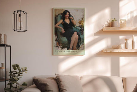 Paul Sinus Wandbild in 40x60cm Frau in schwarzem Spitzenkleid auf Sessel – modernes Porträt mit ausdrucksstarker Präsenz