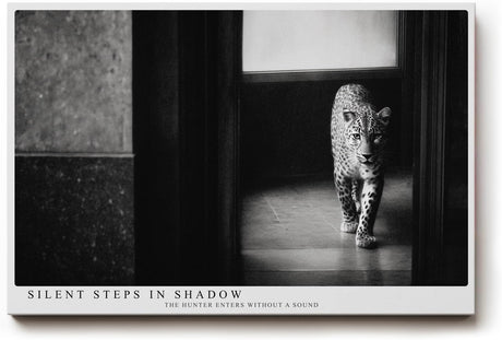 Paul Sinus Wandbild 120x80cm Leopard Schwarz Weiß Fotokunst Elegantes Tiermotiv Moderne Wanddekoration für Wohnzimmer Büro und Flur