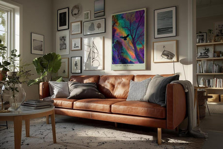 Paul Sinus Wandbild in 40x60cm Mystischer Rabe im farbintensiven Wald – surreales Kunstwerk mit leuchtenden Regenbogenfarben
