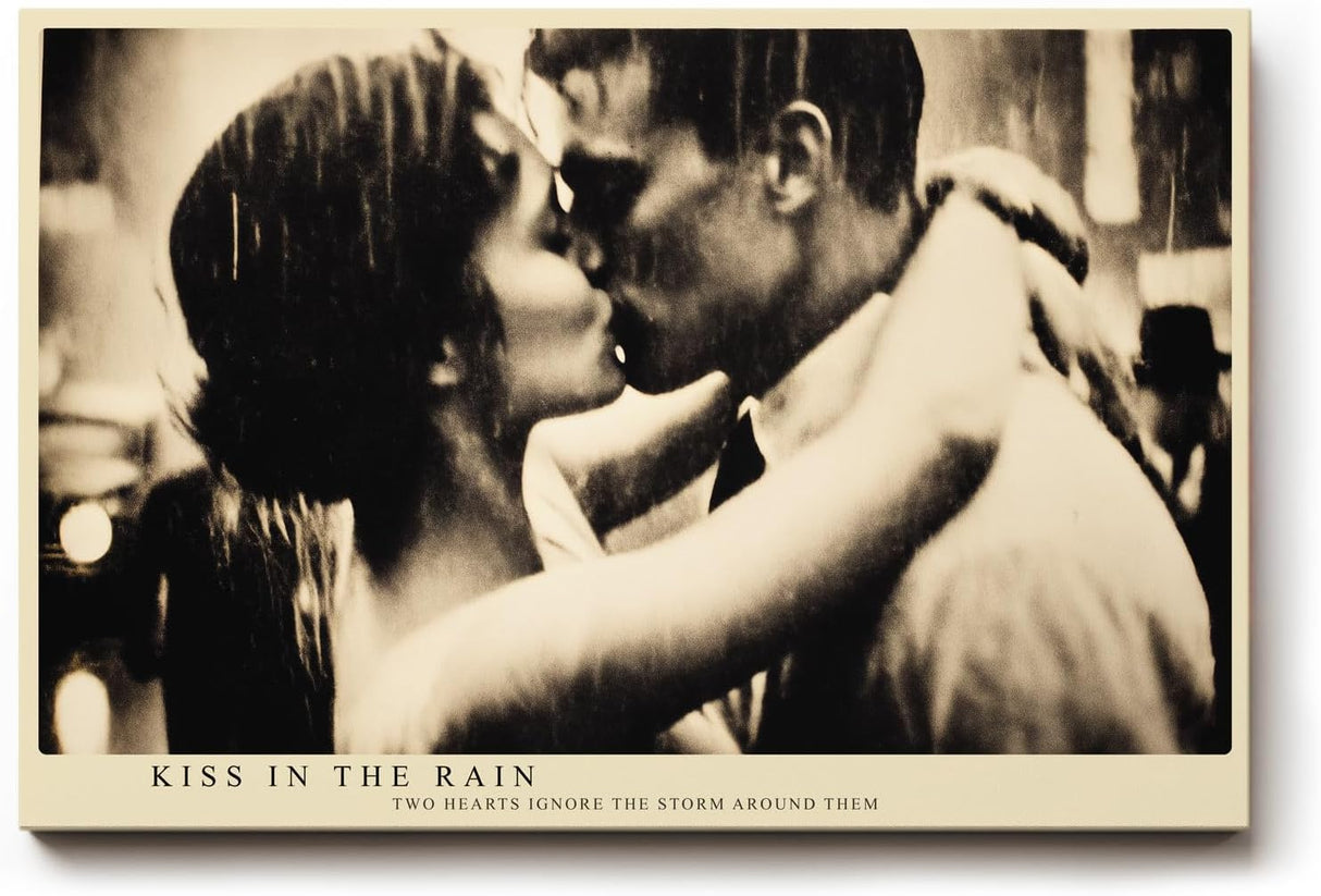 Paul Sinus Wandbild 120x80cm Paar Kuss im Regen Romantische Szene Vintage Fotokunst Schwarz Weiss Liebesmotiv
