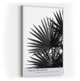 Paul Sinus Wandbild in 40x60cm Palm Shadows – Schwarz-weißes Palmenblattmotiv mit markanten Lichtund Schattenspielen