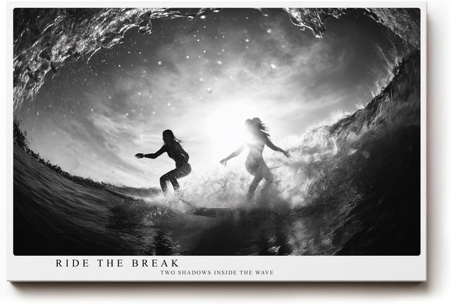 Paul Sinus Wandbild 120x80cm Ride the Break Surfer in Welle schwarz weiß Action Fotokunst modernes Meer Poster für Wohnzimmer Büro Strand Dekoration