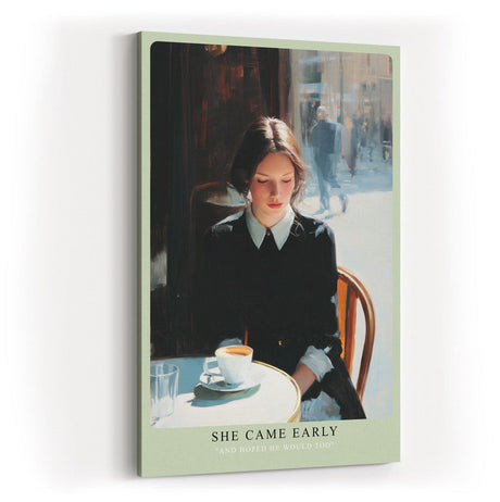 Paul Sinus Wandbild in 40x60cm She Came Early – Zartes Porträt einer Frau am Café-Tisch in Paris, nachdenklich auf ihre Tasse Kaffee blickend, moderne Bilder mit sanften Farbtönen