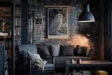 Paul Sinus Wandbild in 40x60cm Snowy Owl – elegante Schneeeule im Profil mit feiner Gefiederzeichnung vor winterlicher Kulisse