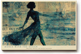 Paul Sinus Wandbild 120x80cm Tanzende Frau am Meer Abstrakte Ozean Kunst in Blau Wanddekoration