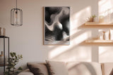 Paul Sinus Wandbild in 40x60cm The Depth of Contrast – Schwarz-weiße Reliefstruktur mit fließenden, organischen Linien und starker Licht-Schatten-Wirkung