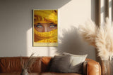 Paul Sinus Wandbild in 40x60cm The Hidden Mystery – Intensives Porträt mit goldenen Augen und gelbem Schal in Nahaufnahme
