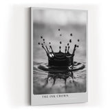 Paul Sinus Wandbild in 40x60cm The Ink Crown – Schwarz-Weiß-Aufnahme einer Wasserkrone im Moment des Aufpralls
