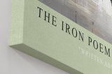 Paul Sinus Wandbild in 40x60cm The Iron Poem Eiffelturm in impressionistischer Darstellung mit Figuren im Vordergrund und grauer Stadtstimmung