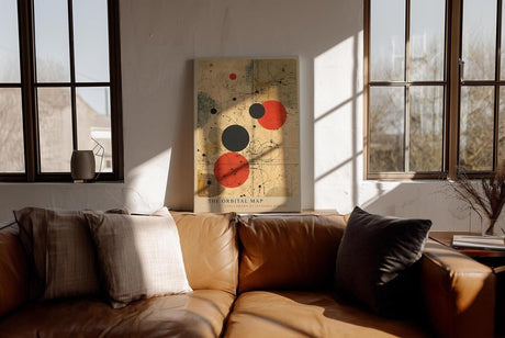 Paul Sinus Wandbild in 40x60cm The Orbital Map – Abstraktes Spiel aus roten und schwarzen Kreisen auf beigem Hintergrund mit feinen Linien wie unsichtbare Kräfte