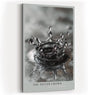 Paul Sinus Wandbild in 40x60cm The Silver Crown – Makroaufnahme einer Wasserkrone in silbrigen Reflexen