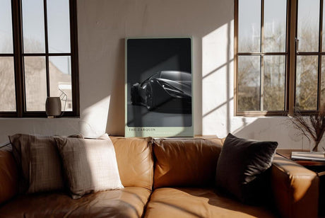 Paul Sinus Wandbild in 40x60cm The Zarquin – Futuristisches Supersportwagen-Design in tiefschwarzer Lackierung vor dunklem Hintergrund
