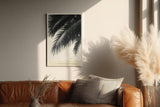 Paul Sinus Wandbild in 40x60cm Tropic Tones – harmonisches Palmenmotiv in sanften Sepiatönen auf Leinwand für stilvolle Raumgestaltung