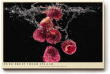 Paul Sinus Wandbild 120x80cm frische Himbeeren im Wassersplash moderne Food Fotografie rotes Frucht Kunstposter auf schwarzem Hintergrund fuer Kueche Esszimmer Bar