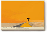 Paul Sinus Wandbild 120x80cm minimalistische Landschaft mit Person und Regenschirm moderne Illustration in warmem orange ruhiges Kunstposter fuer Wohnzimmer Schlafzimmer Büro Flur