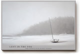 Paul Sinus Wandbild 120x80cm minimalistisches Boot im Nebel ruhige Landschaft Fotokunst grau Natur Kunstdruck moderne