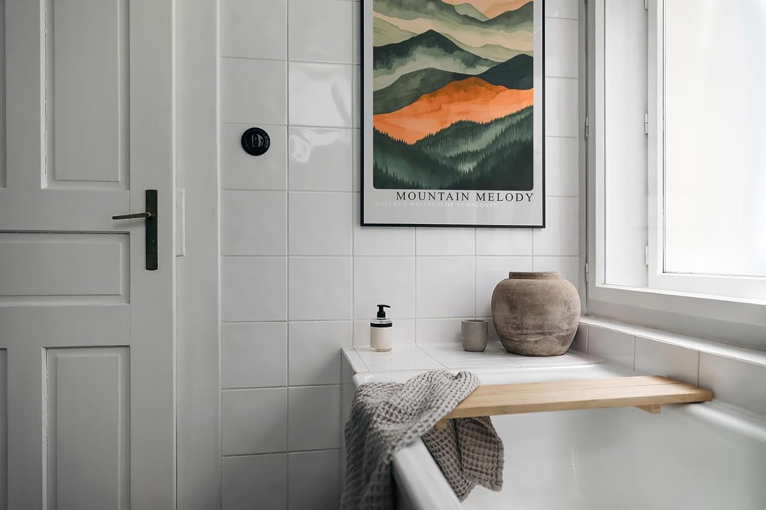 Paul Sinus Leinwandbild 40x60cm Bergmelodie – Harmonische Aquarell-Berglandschaft in warmen Naturtönen mit sanften Farbverläufen