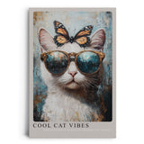 Paul Sinus Leinwandbild 40x60cm Cool Cat Vibes Leinwandbild stilvolle Katze mit Sonnenbrille und Schmetterling humorvolles modernes Kunstwerk