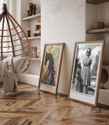 Paul Sinus Leinwandbild 60x90cm Die Dame und ihr Wächter – Stilvolles Schwarz-Weiß-Porträt einer eleganten Frau mit treuem Schäferhund