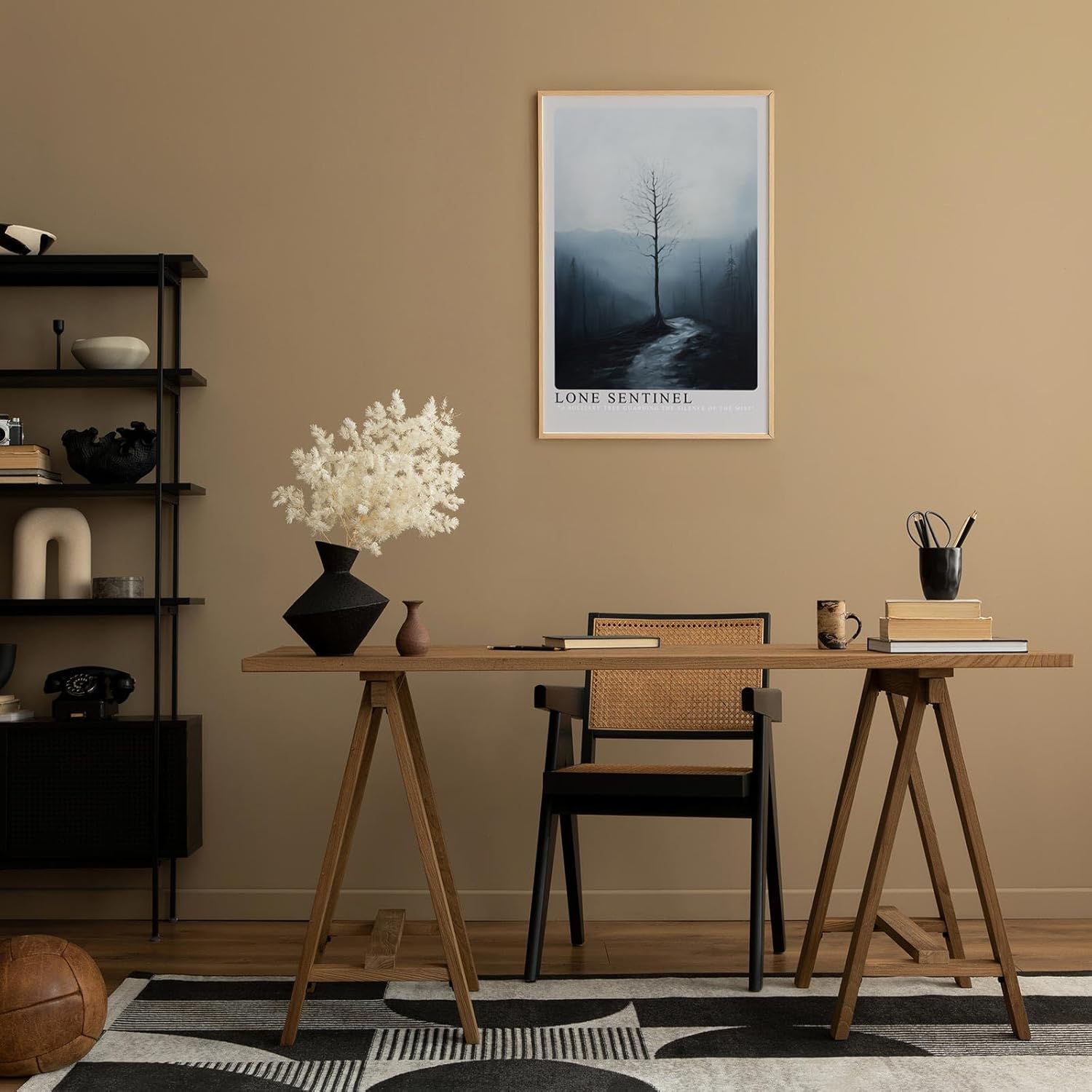 Paul Sinus Leinwandbild 60x90cm Einsamer Wächter – Mystische Landschaft mit kargem Baum, nebliger Atmosphäre und melancholischer Tiefe