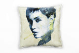 Emmanuelle_Beart_V_1280x1280.jpg