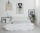 full_Black-Swan_90x60cm_ROOM_1280x1280.jpg