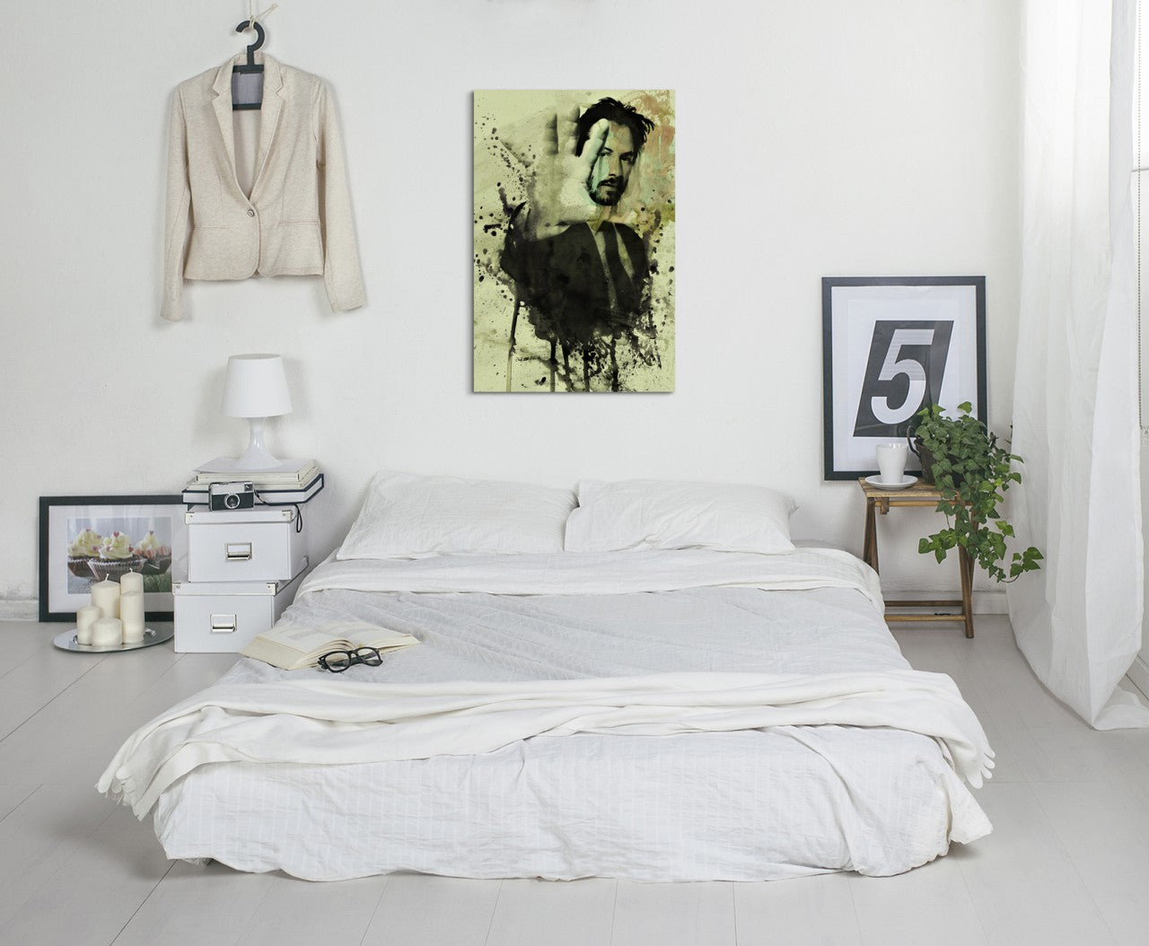 full_Keanu_Reeves_Hand_90x60cm_ROOM_1280x1280.jpg