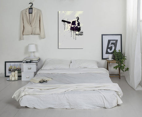 full_Leon-Der-Profi_90x60cm_ROOM_1280x1280.jpg