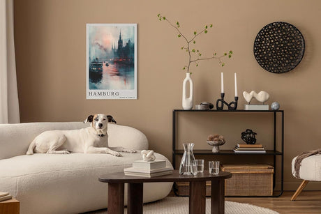 Paul Sinus Leinwandbild 80x120cm Hamburg Misty Evenings – Atmosphärische Hafenszene mit nebligem Elbufer, beleuchteten Gebäuden, Schiffe